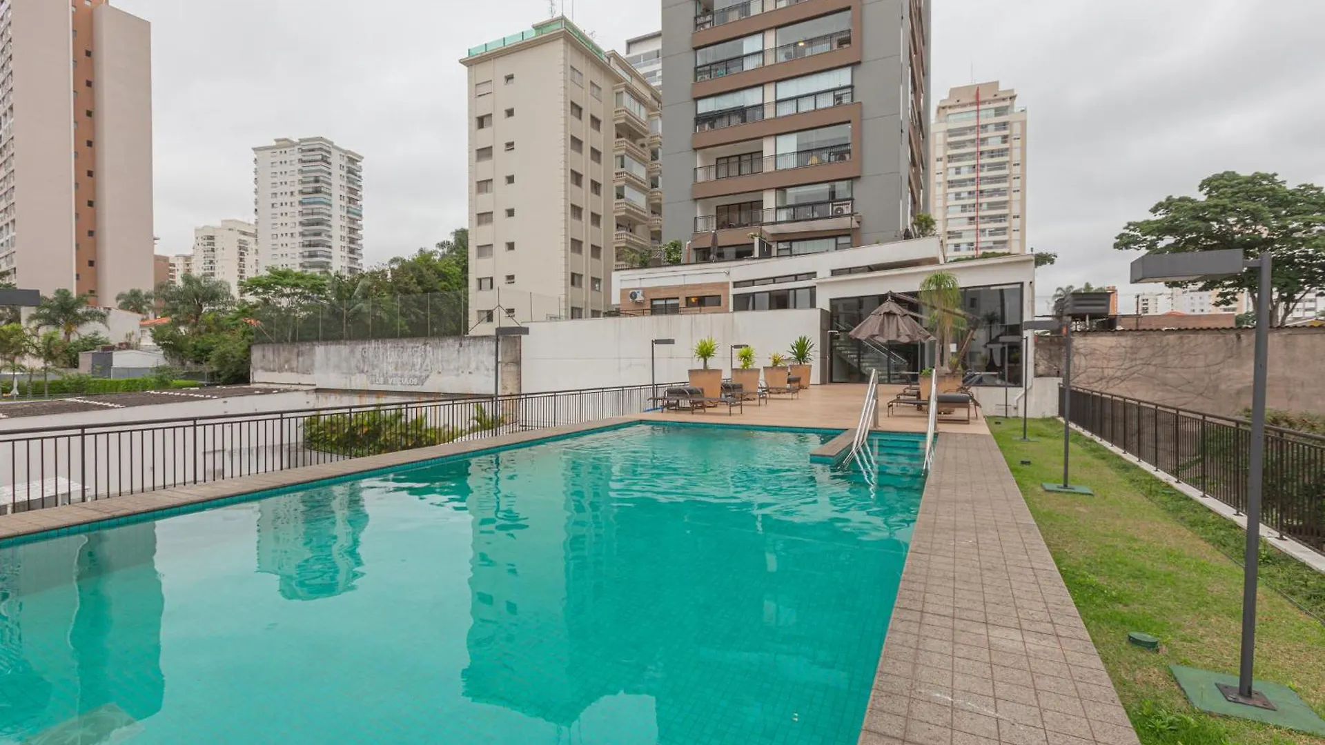 Easy Star - Charmoso Studio C/Vaga No Campo Belo - Ir01I Sao Paulo 0*,